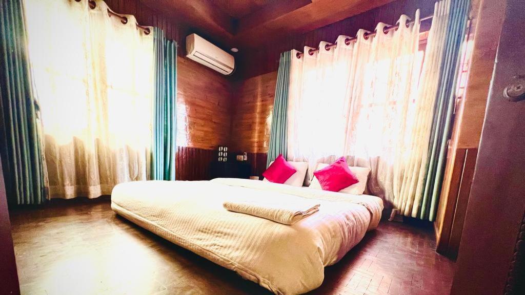Hostmandu B&B 랄릿푸르 외부 사진